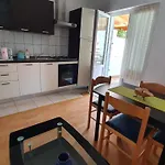 Balen Apartman Barbat na Rabu