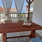 Balen Apartman Barbat na Rabu