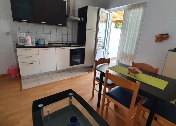 Balen Apartman Barbat na Rabu